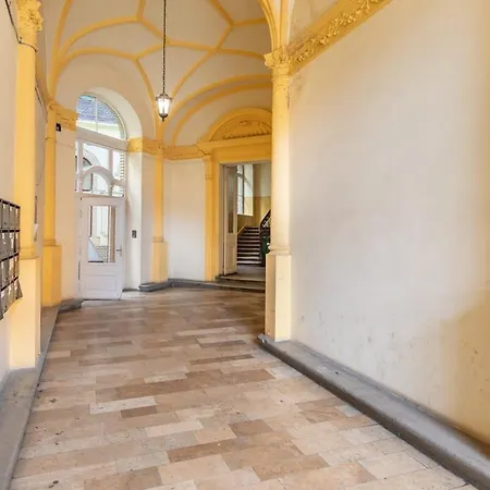 - Comfy With Ac Apartmán